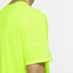 Nike M NK DF MILER TOP SS 5 Nike M NK DF MILER TOP SS -Sportbekleidung Geschäft 246124223 4qgzZOuIqT2t1k