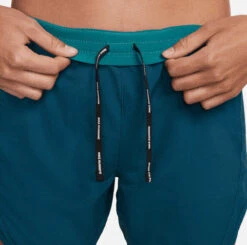 Nike W NK TEMPO LUXE SHORT 5IN -Sportbekleidung Geschäft 246512077 3